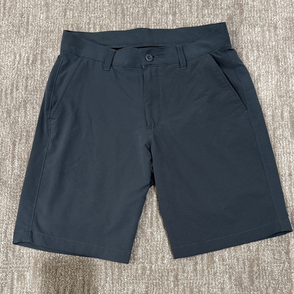 UA Men's Grey Golf Shorts